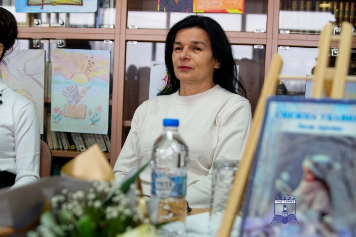 Промовирана збирка поезија за деца „Снежната убавица“ од Лила Арсова