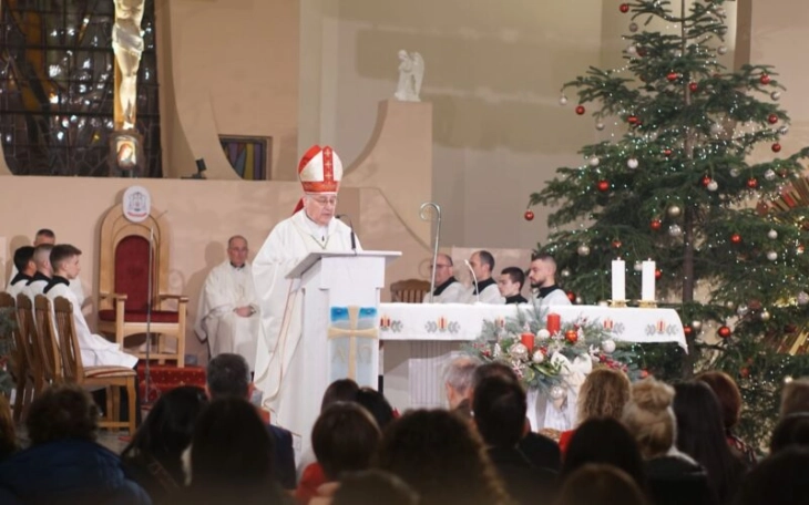 Божиќна порака на скопскиот бискуп и струмичко-скопски епарх Киро Стојанов