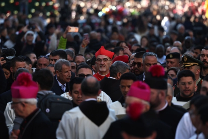 Илјадници верници го прославија Бадник во Витлеем