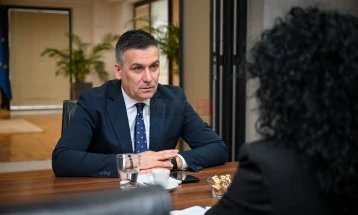 Muhamet Hoxha zyrtarisht mori detyrën e ministrit të Mjedisit Jetësor dhe Planifikimit Hapësinor