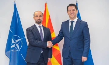 Bekim Sali merr detyrën si ministër për Çështje evropiane