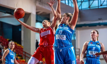 Баскет Кам прв полуфиналист на женскиот кошаркарски куп