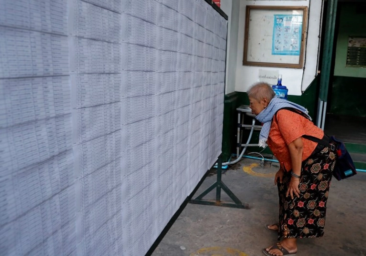 Мјанмар ги одржува првите парламентарни избори по воениот удар во 2021 година