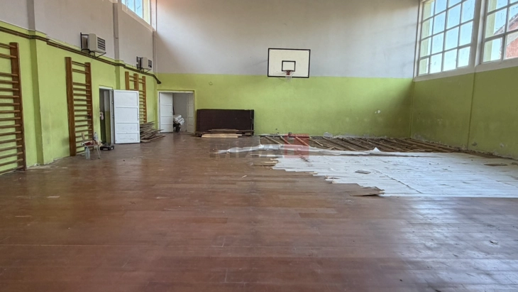 Се реконструира спортската сала во карбинското училиште „Страшо Пинџур“