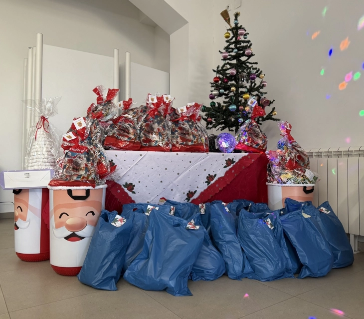 Општина Илинден им додели подароци на ученици и на хуманитарното здружение „Илинден“