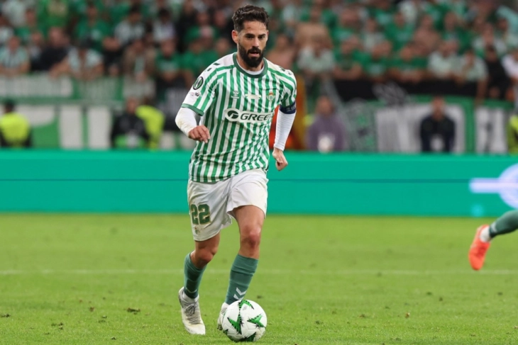 Иско го оперира десниот глужд