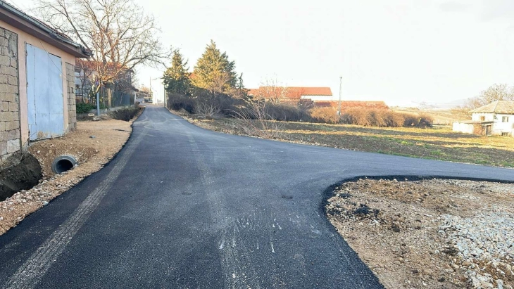 Асфалтирање на три патишта за Старо Нагоричане