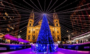 Истанбул, Париз, Виена и Будимпешта најбарани за Нова Година, аранжманите малку поскапи од лани