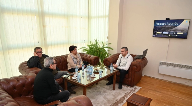 Новогодишна средба на дебарскиот градоначалник Меља со новинарите