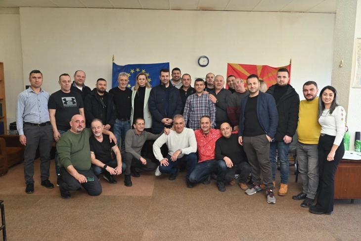 Томовски на средба со вработените од Возниот парк: Благодарност до оние кои тивко, но посветено, се грижат за нашата безбедност