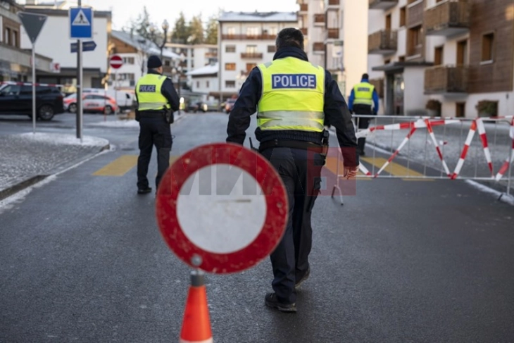 Zvicra shpall pesë ditë zie pas zjarrit në bar, qytetarët bëjnë homazhe