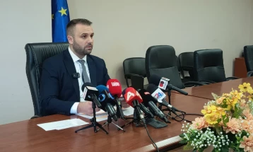 Прес-конференција на министерот Дурмиши (во живо)