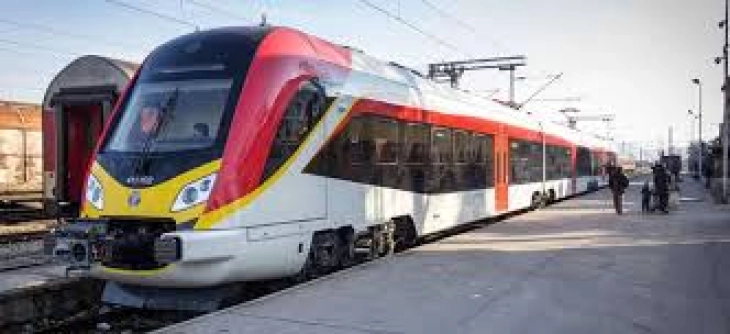 Проблемите надминати, платата исплатена: МЖ Транспорт продолжува непречено да работи