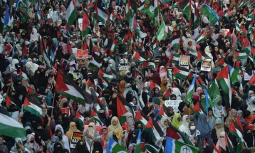 Пакистан осуди на доживотен затвор седум лица, меѓу кои тројца новинари за „повикување на насилство“