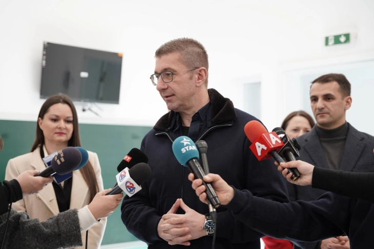 Мицкоски: Изградбата на патиштата е повеќе од одлично со оглед на очекувањата 