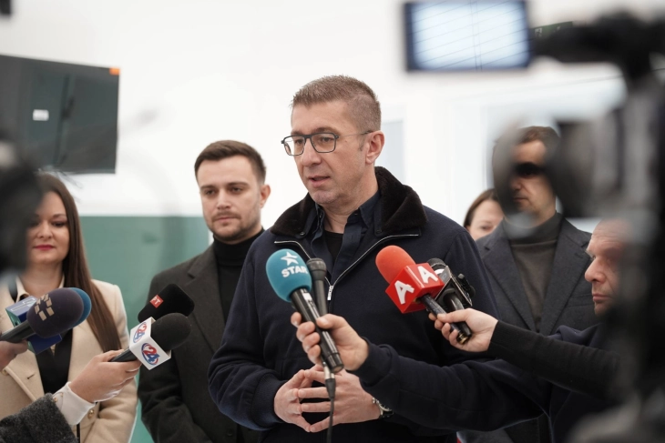 Investment in three water supply systems covering 80,000 households