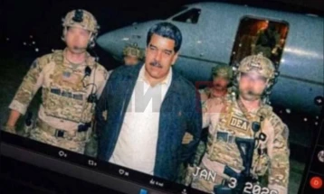 Publikohet një fotografia nga arrestimi i Maduros, autenticiteti zyrtarisht nuk është konfirmuar