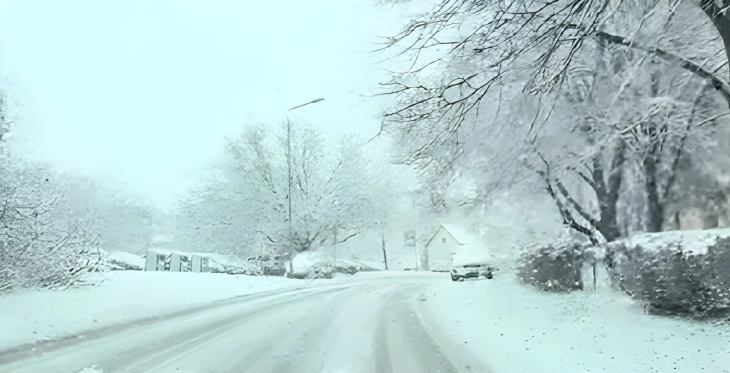 СМС за итно предупредување поради интензивни врнежи од снег, испрати српскиот Хидрометеоролошки завод