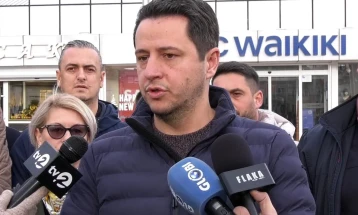 Ваљбон Лимани оствари средби со занаетчиите и градскиот еснаф