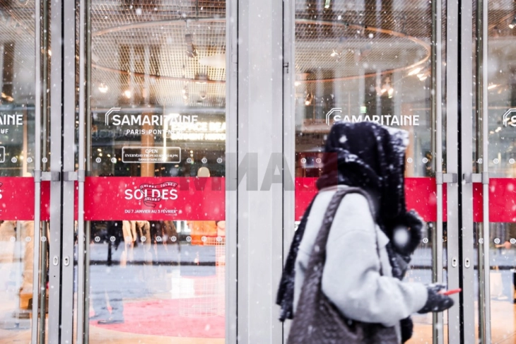 Снег и мраз ја парализираа Франција, Британија се подготвува за нов бран невреме