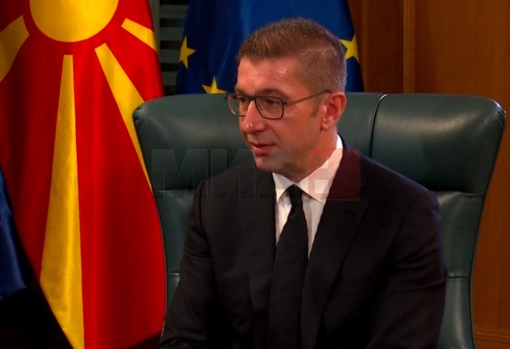 Премиерот Мицкоски ќе побара лидерска средба за укинување на техничката влада и консензус за реформските закони