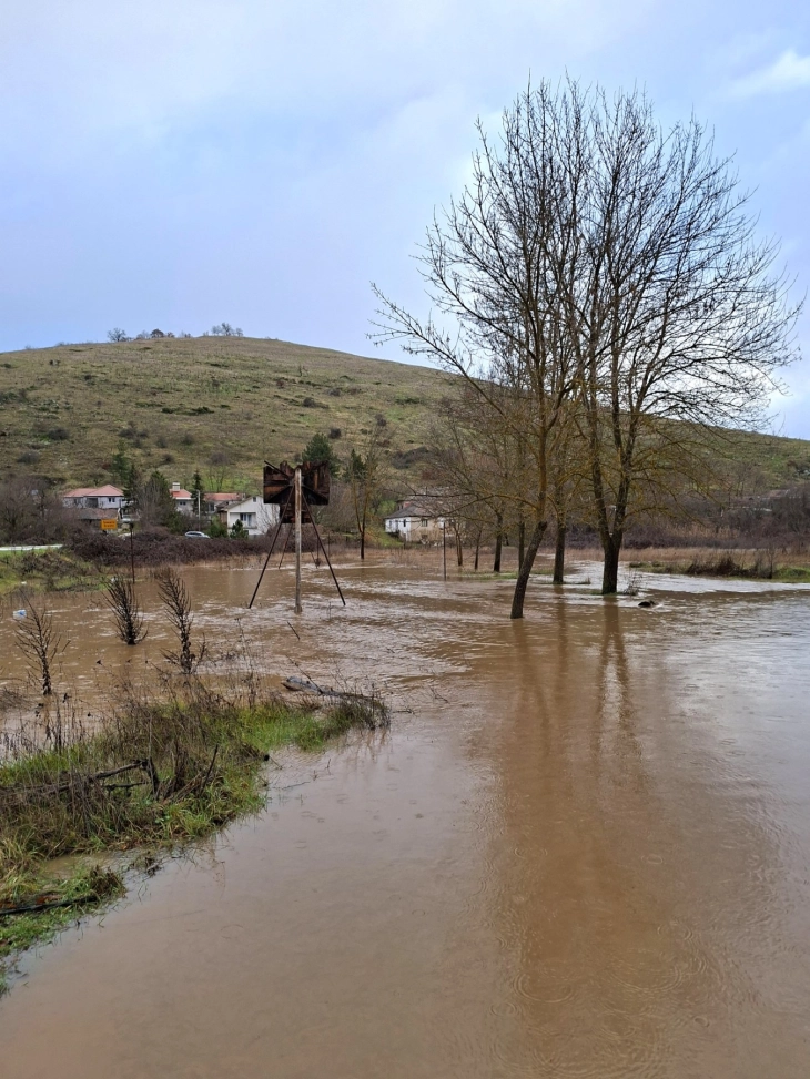 Реката Црна се излеа во демирхисарските села Бараково и Граиште