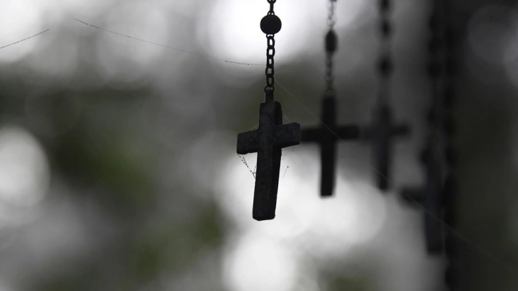 Католичката црква на Шпанија ќе ги обесштети жртвите на сексуална злоупотреба