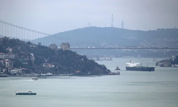 Stuhi e fuqishme në Turqinë perëndimore: Ndërprerje e komunikacionit në Bosfor dhe Dardanele