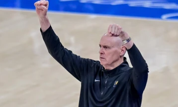 Карлајл стигна до 1.000-та победа