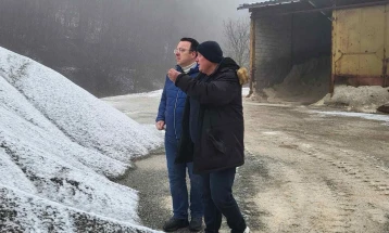 (Видео) Николоски на увид на превоите Стража и Пресека, патиштата се проодни, снегот редовно се чисти