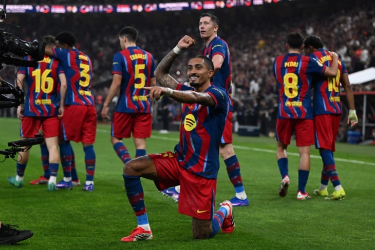 Raphinha double inspires Barcelona to victory over Real Madrid