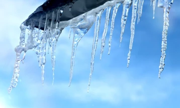 Балканот под снег и мраз: Вонредни мерки во Србија, портокалов аларм во БиХ и Хрватска