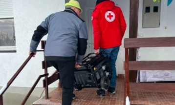 Црвен крст на Србија достави помош за 400 домаќинства, итна седница на  Штабoт за вонредни ситуации