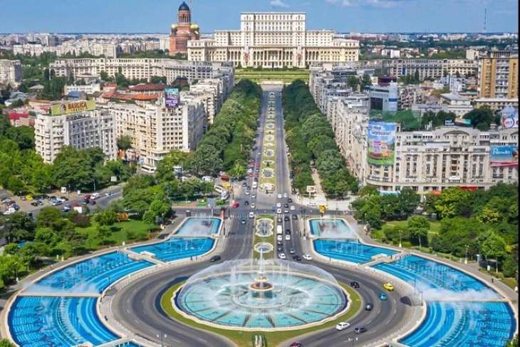 Романците „го затегаат ременот“: растат трошоците, приходите под притисок