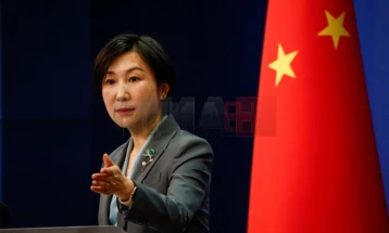Mao: Nuk ka fitues në luftën tregtare, Kina do t'i mbrojë interesat e saj