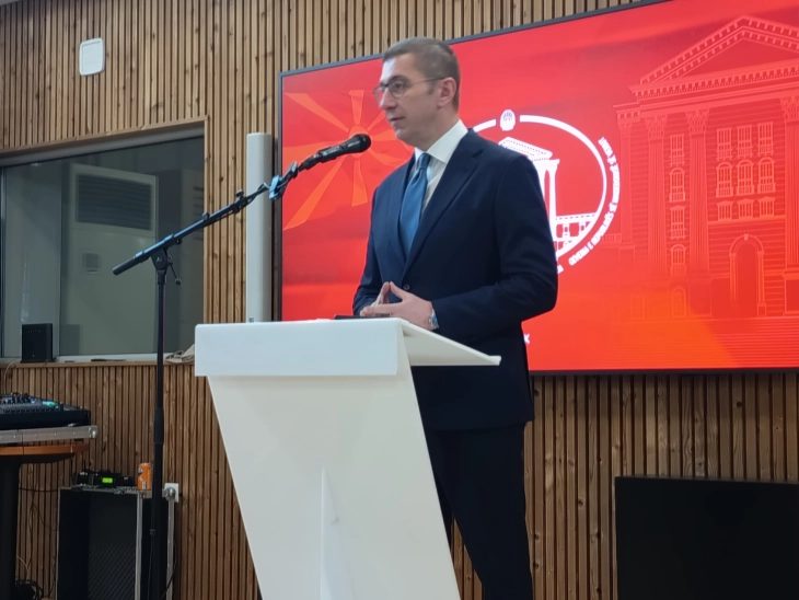 Mickoski: Gjetëm një lloj kompromisi për Ligjin për kundërvajtje, ndërsa për qeverinë teknike jemi të pajtimit ta shfuqizojmë