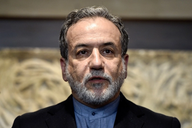 Iranian foreign minister denies plans to execute protesters