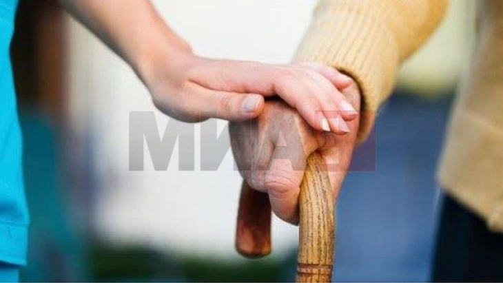 Повик до пензионерите во Општина Центар да аплицираат за помош и поддршка од стручни лица во домашни услови