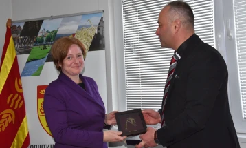 Амбасадорката на Германија Петра Дрекслер во посета на Општина Кочани