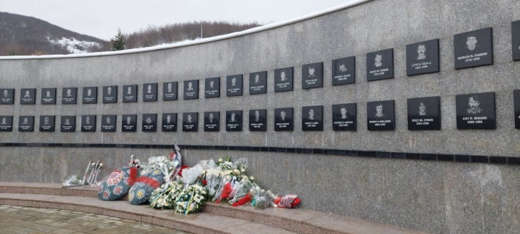 Në Kosovë u shënua 27-vjetori i Masakrës së Reçakut