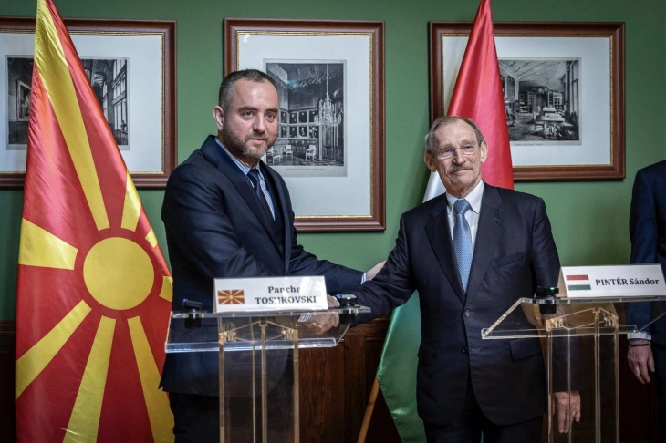 Toshkovski për vizitë zyrtare në Hungari: Forcimi i bashkëpunimit në fushën e sigurisë, shkëmbimit të përvojave për 