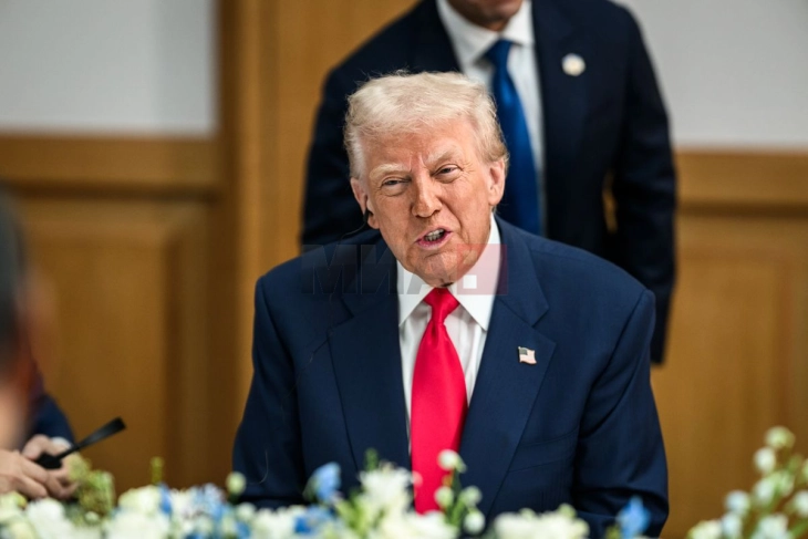 Трамп може да ги казни со царини земјите кои се противат на неговите планови за Гренланд