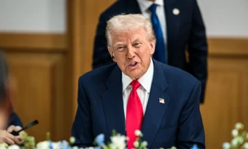 US delegation seeks to cool tensions over Trump's Greenland remarks