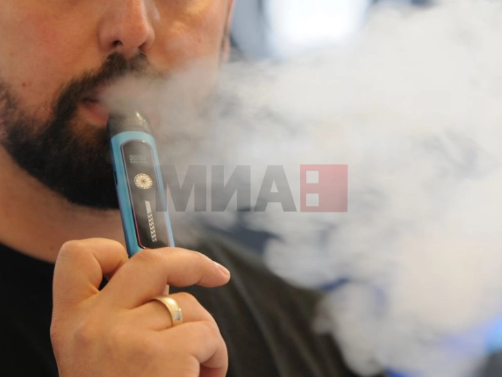 МЗ: Предлог-законот за заштита од пушење не е удар по угостителството, туку заштита на правото на здраво работно место