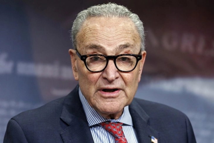 Лидерот на демократите во Сенатот сака да ги блокира царините на Трамп врз европските сојузници