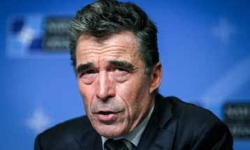 Поранешниот генерален секретар на НАТО, Андерс Фог Расмусен, со остри критики за изјавите на Трамп за Гренланд