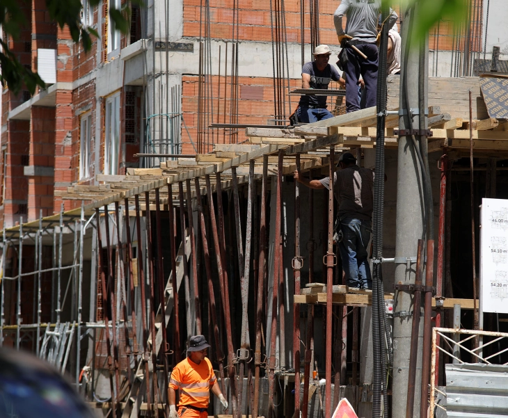 Mickoski pret përqindje njëshifrore të papunësisë
