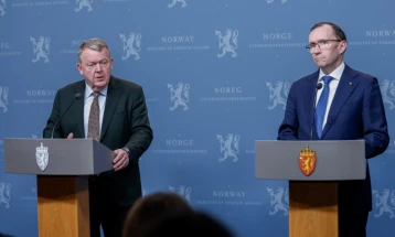 Расмусен: Трамп да се откаже од планот за преземање на Гренланд