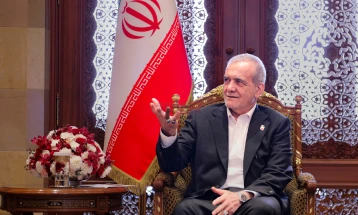 Пезешкијан: Напад врз ајатолахот Хамнеи е објава на војна