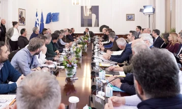 Мицотакис на средбата со земјоделците: Очекувам суштинска дискусија за да се стави крај на периодот на голема тензија